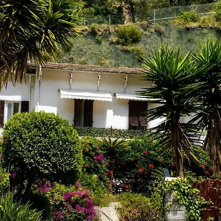 Bellabé Bed & Breakfast 3*