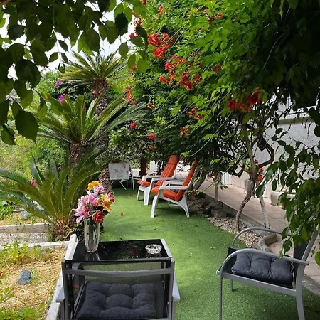 Bellabé Bed & Breakfast 3*